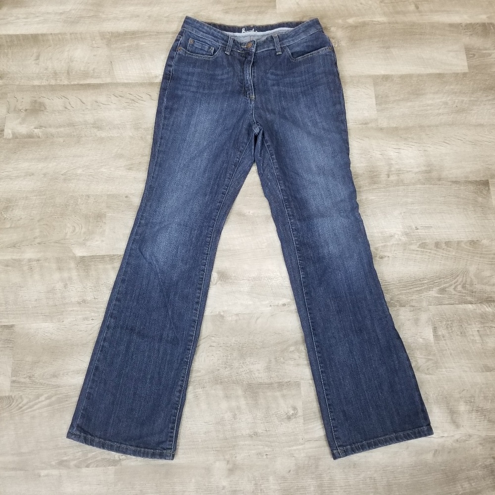 Boden bootcut Jean's. Size 8 regular.